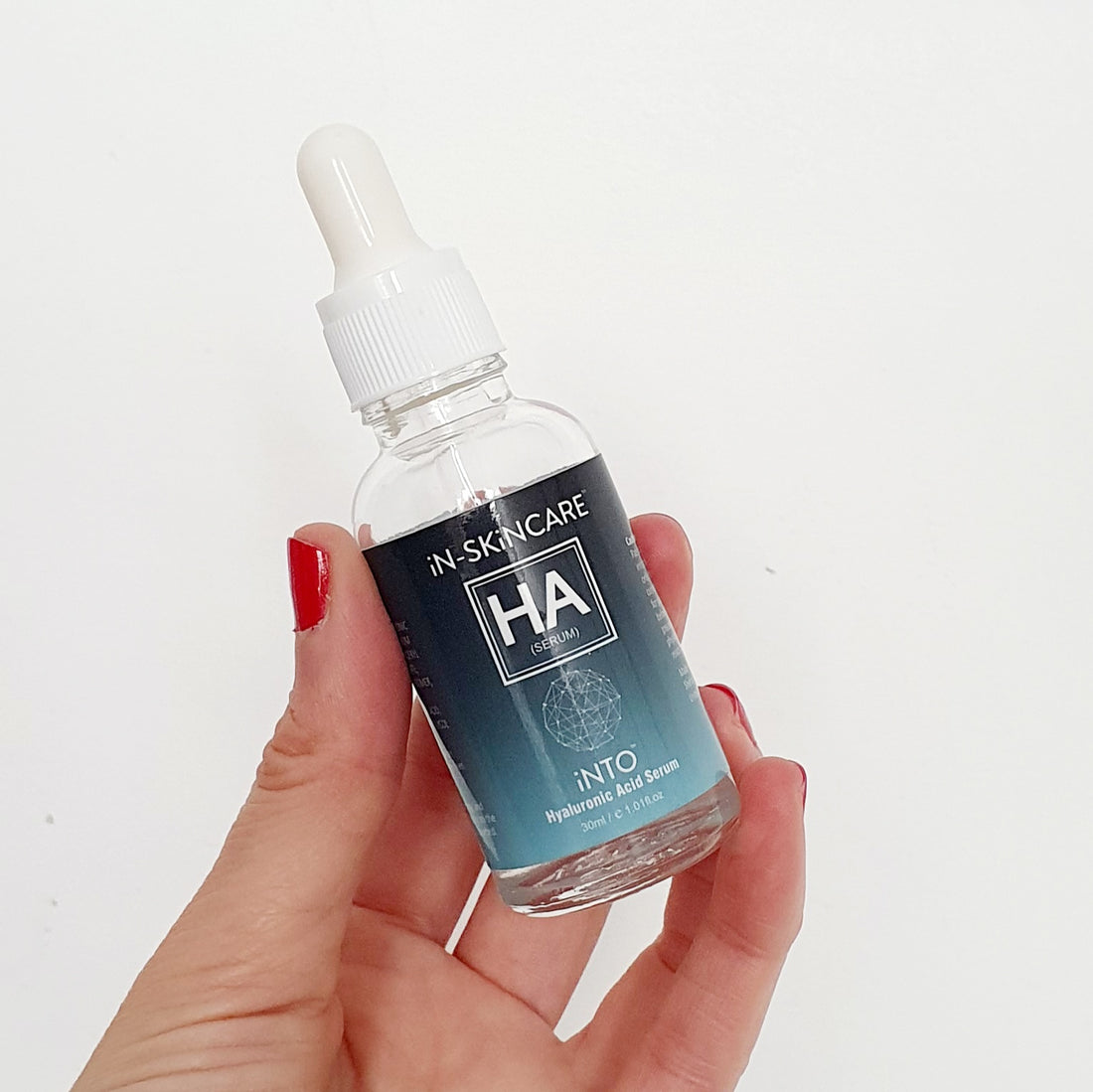 iN-SKiNCARE Launches Innovative "INTO" Pure Hyaluronic Acid Serum, Pioneering Maximum Hydration for All Skin Types